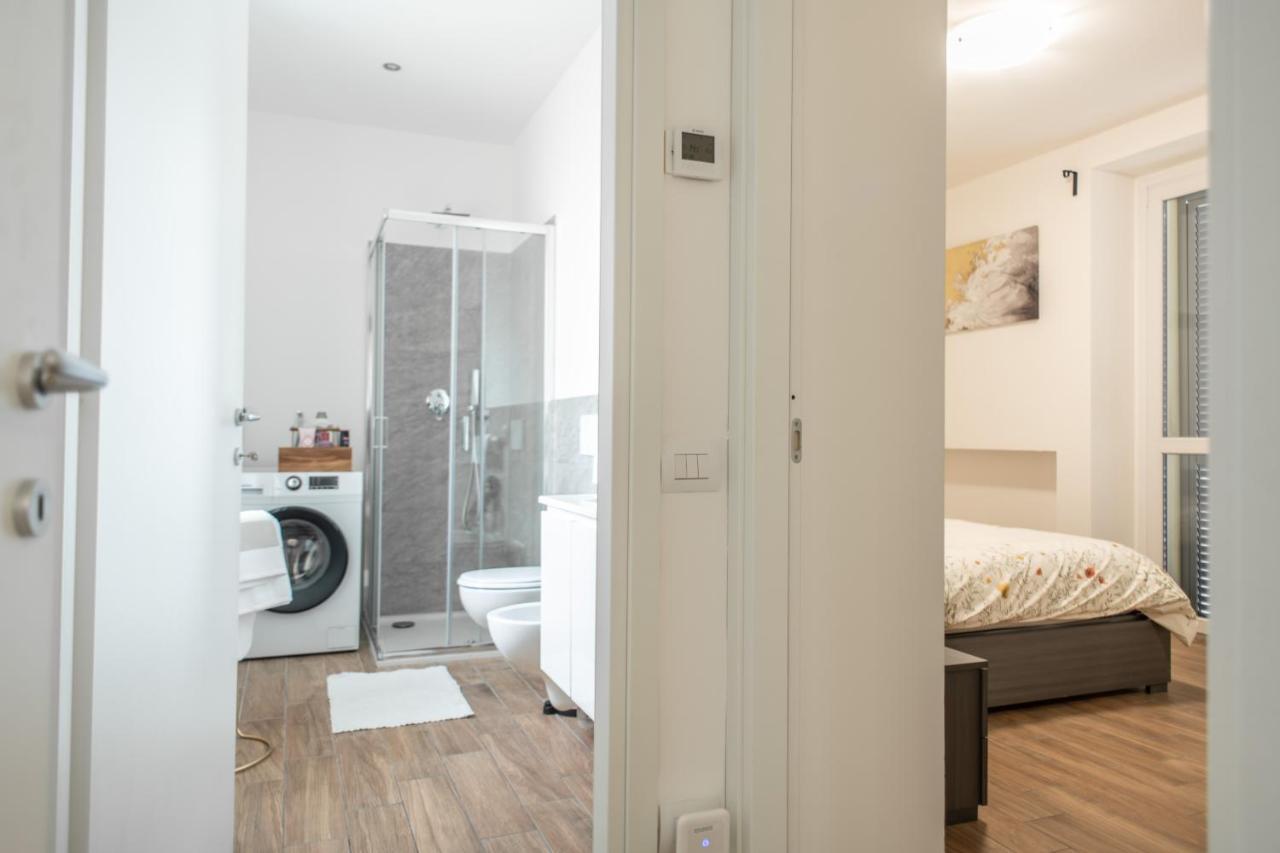 Lora Apartment,Free Private Parking, Self Check In,1 科莫 外观 照片